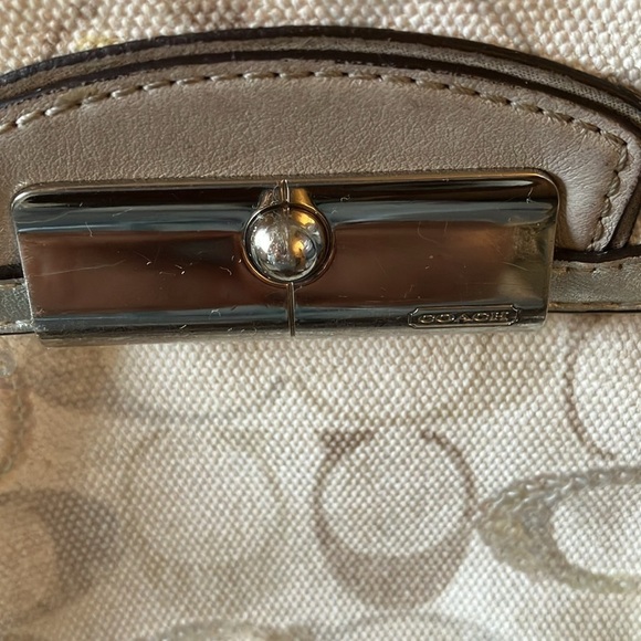 Coach:Cream/Beige/Gray Swing Crossbody Bag-Adjustable Strap-wet look-Silver tone - Picture 2 of 16